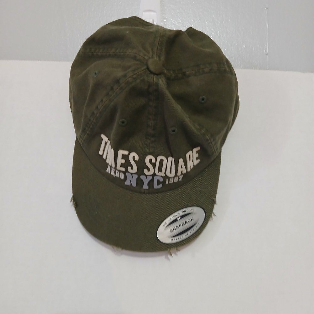 AEROPOSTALE WOMENS TIMES SQUARE AERO NYC 1987 SNAPBACK HAT